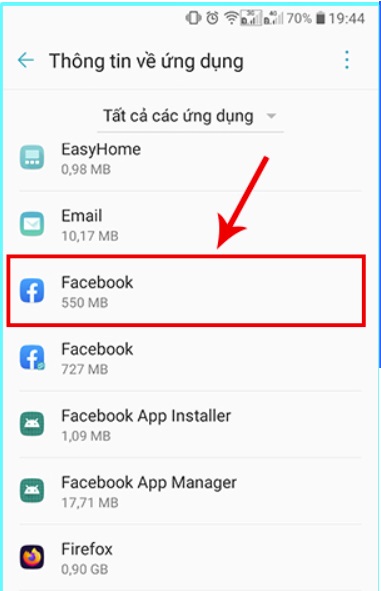 Nhấp chọn ứng dụng facebook